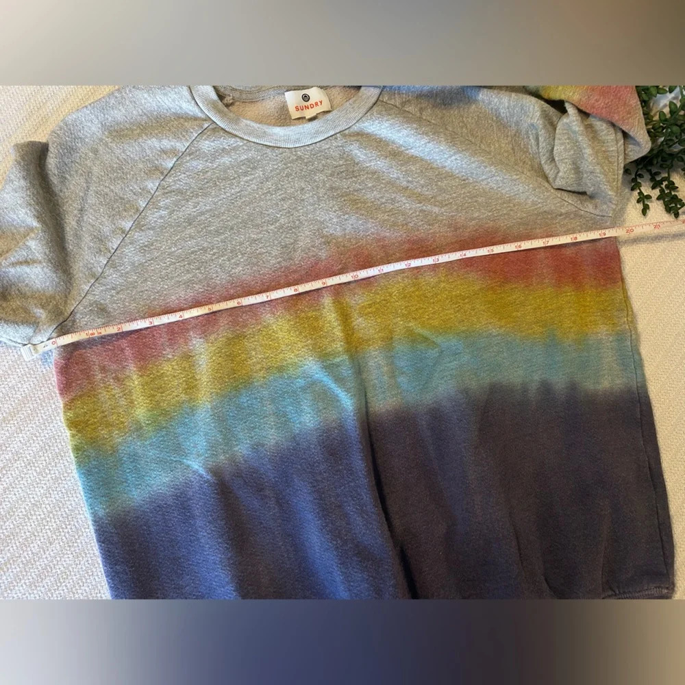 Sundry Revolve Ombré Tie-Dye Crew Neck Pullover Sweatshirt Size 0 - Picture 5 of 7